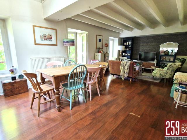 GRAND APPARTEMENT NANCY/FAUBOURG DES TROIS MAISONS