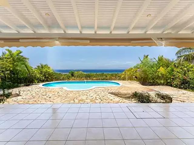 Grand Bourg 97112 Achat / Vente maison 4 pièces t4 piscine jardin