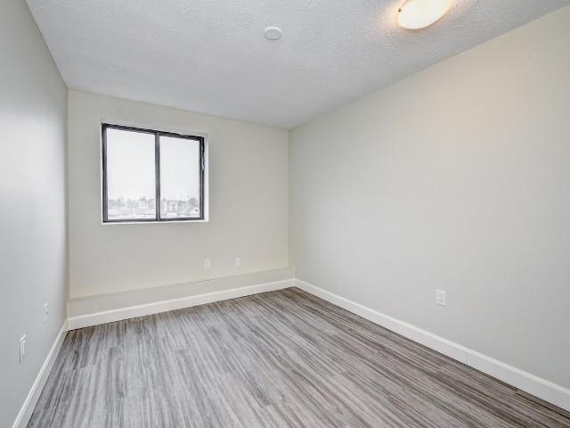 Grand Central Place Apartments 1 Bedroom Apartment for Rent at 330 Talbot St, St Thomas, ON N5P 4E1
