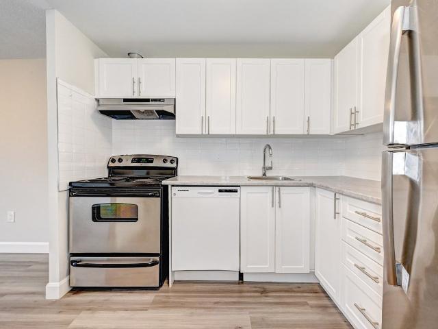 Grand Central Place Apartments 1 Bedroom Apartment for Rent at 330 Talbot St, St Thomas, ON N5P 4E1