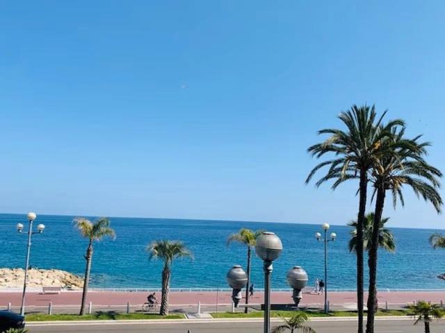 2/3 pièces meublé / Promenade des Anglais
