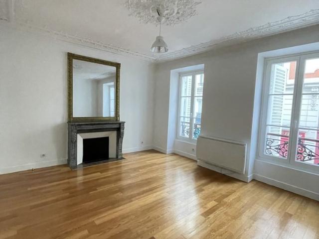 Grand deux pièces, rue Poncelet, paris 17e