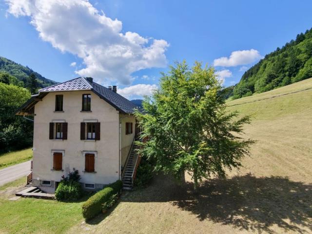 Grand Duplex avec terrain dans une petite copropriété