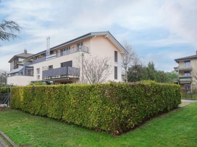 GRAND DUPLEX AVEC STUDIO DE RENDEMENT