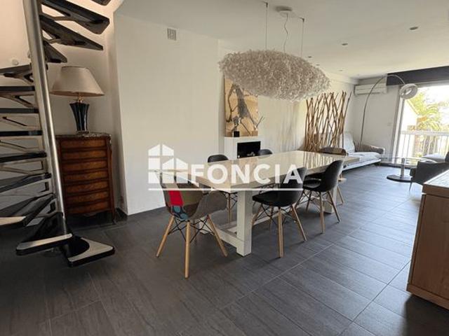Grand duplex renove dernier etage