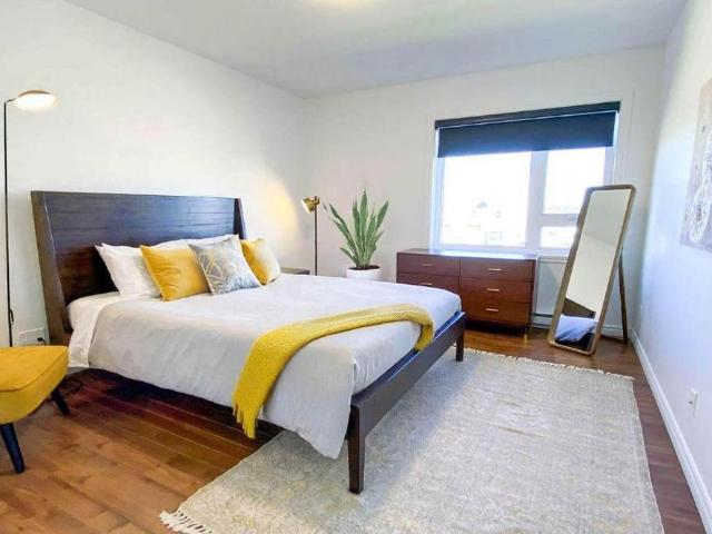 GRAND ET ABORDABLE Condo 4 1/2 Lebourgneuf Quebec à louer