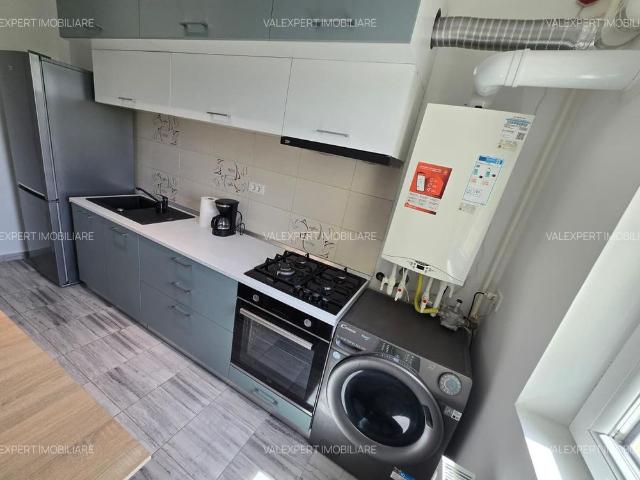 Grand Kristal Residence,2 cam,dec,60 mp,et.3,centrala proprie,mob/utilat