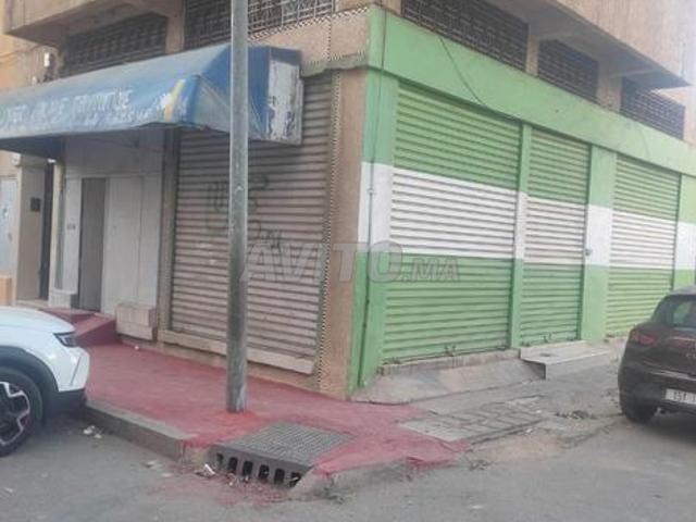 Grand local commercial de 179m2