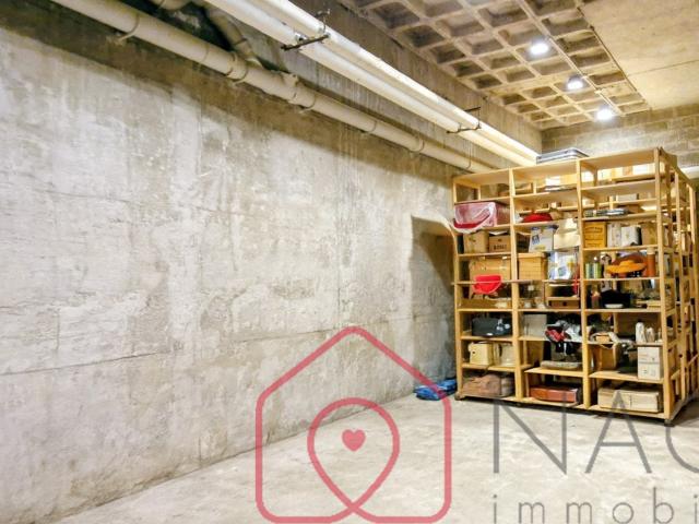 Grand local de stockage