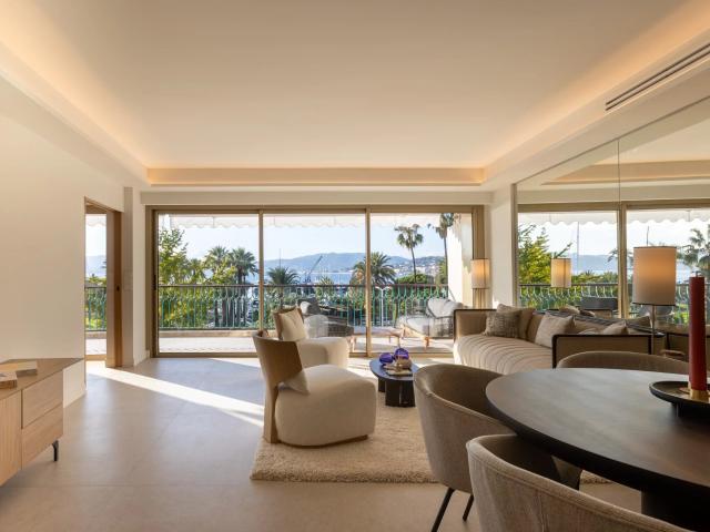 Grand Luxe 4P Face Mer Croisette 106m² Cannes