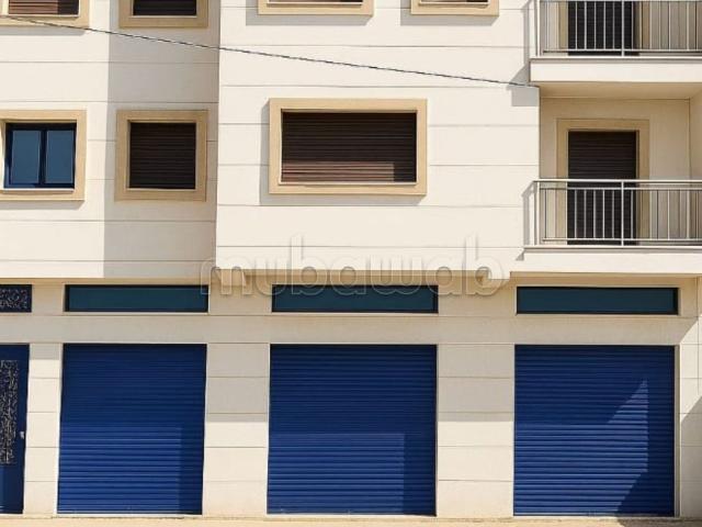 Grand magasin titré a vendre