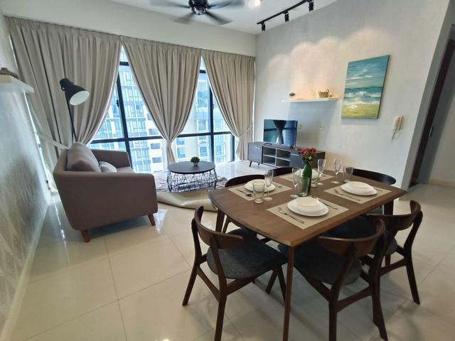 Grand Medini 3 bedroom 2 toilet furnish dual key 2 car medini