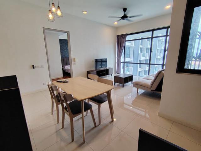 Grand Medini 2 bedroom 2 toilet furnish electric cooker 2 car medini