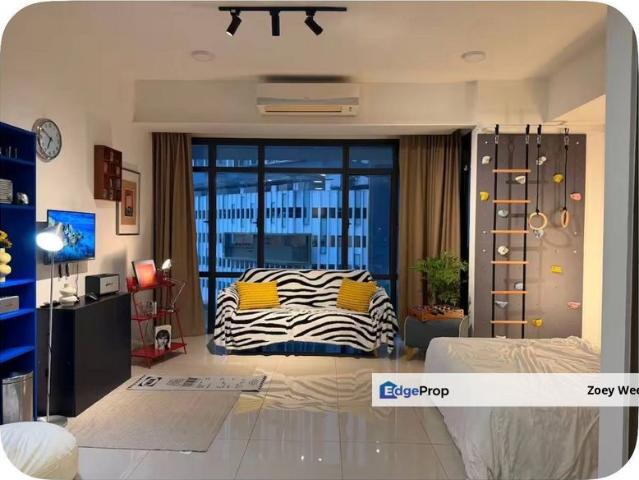 Grand Medini