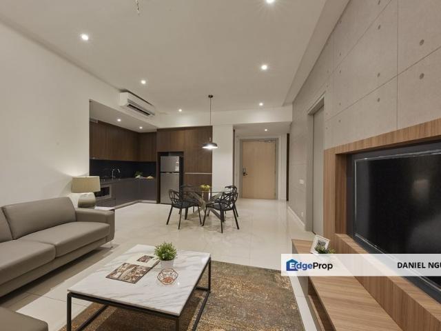 Grand Medini