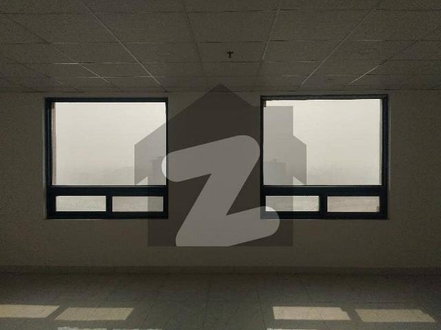 Grand Square Mall Office Sized 800 Square Feet