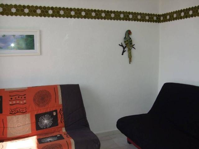 Grand studio 28 m2 meublé au calme