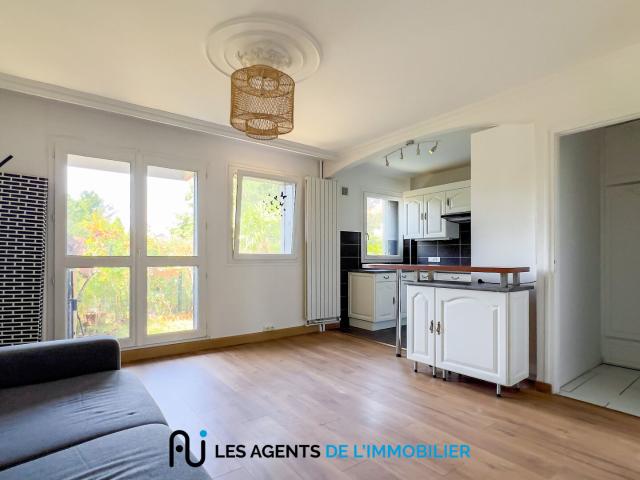 Grand Studio 30,64m² Nanterre proche Centre ville