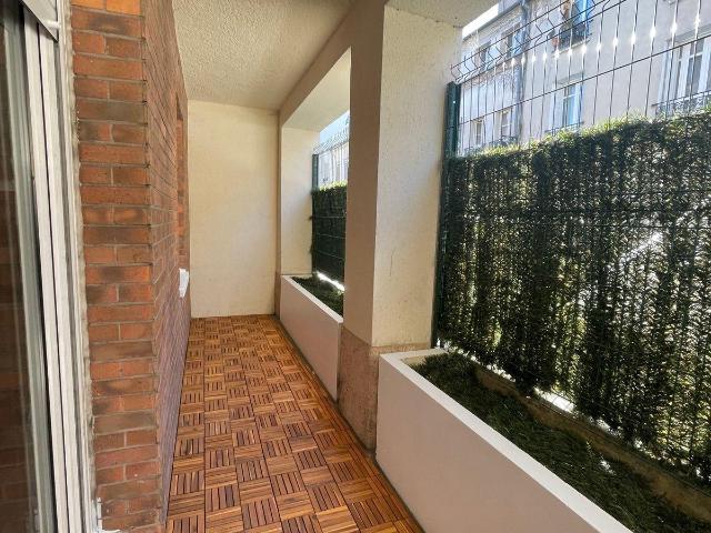 GRAND STUDIO 31M2 PROCHE GARE AVEC TERRASSE