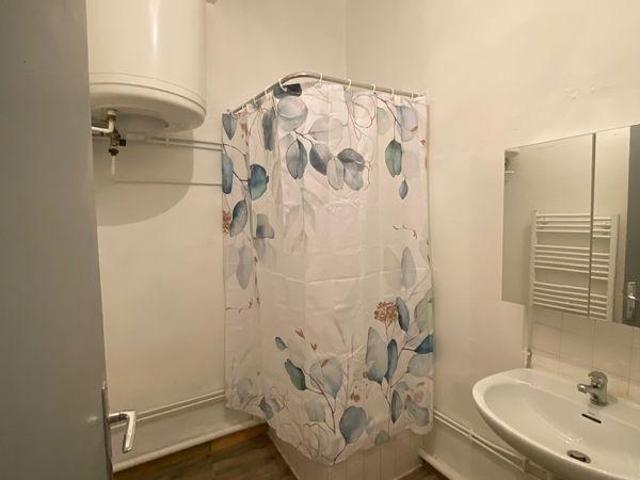 Grand studio 40m² au centre du Vieux Lyon