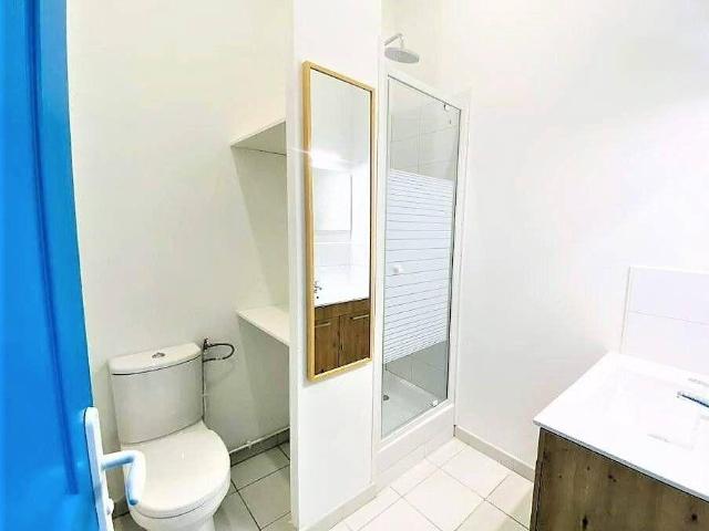 Grand studio, calme et lumineux 20m² refait à neuf