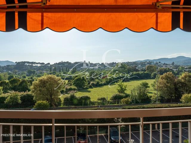 Grand Studio à 900 mètres des plages 40m² Mandelieu la Napoule