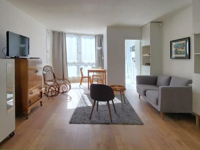 Grand Studio à la Muette Avenue Paul Doumer, grand studio en. 37m² Paris 16ème
