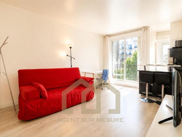 Grand Studio à Pelleport avec balcon