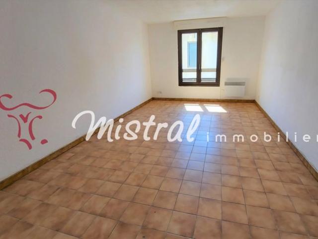 VENTE STUDIO STUDIO AIGUES MORTES INTRA MUROS