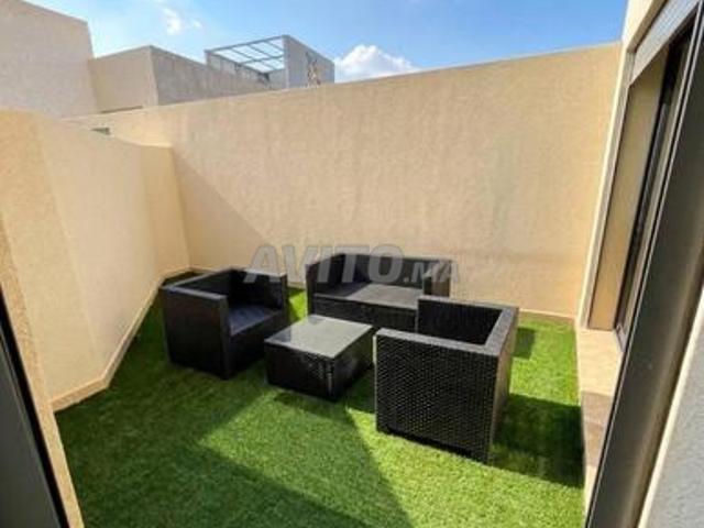 Grand Studio Avec Terrasse Aménagée