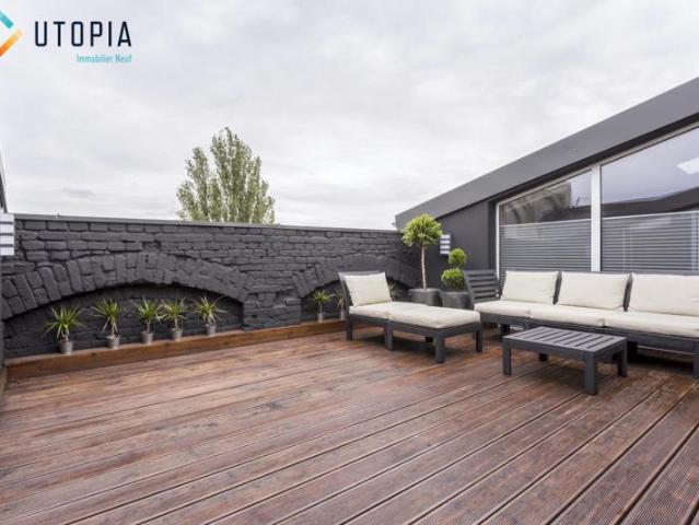 GRAND STUDIO AVEC GRANDE TERRASSE