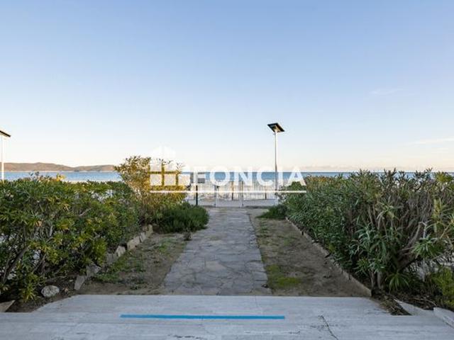 Grand studio bord de mer exceptionnel a 50 mètres de la plage parking