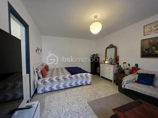 Grand studio de 31M²