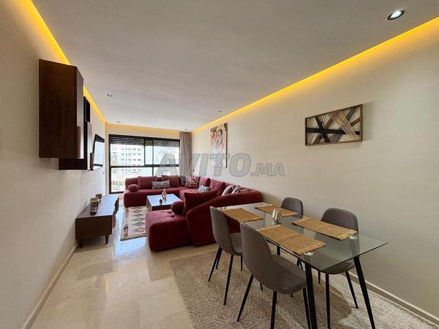 Grand studio jamais habité