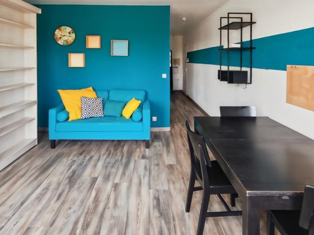 Grand studio meublé avec balcon + parking Idéal investisse