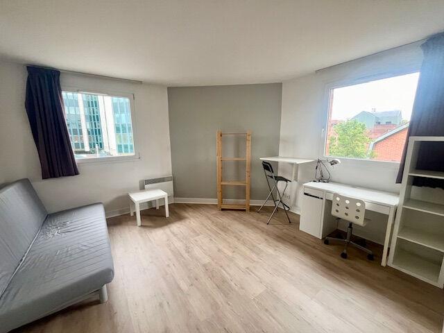 Grand studio meublé de 25 m2 Lille