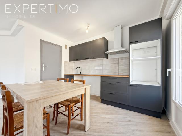 Grand Studio proche centre ville refait à neuf