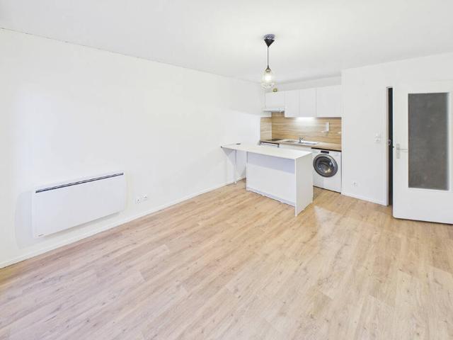 Grand studio rénové Secteur Pépinière
