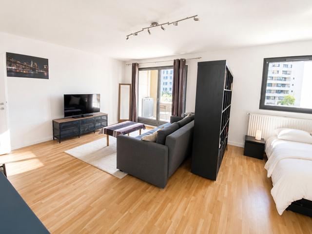 Grand STUDIO, Rueil proche gare