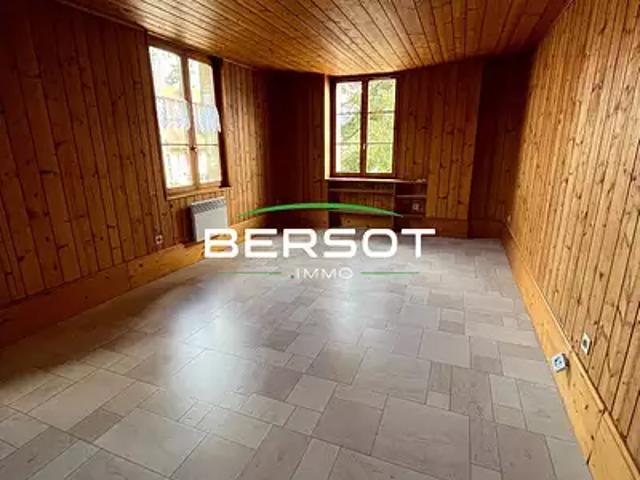 Grand'Combe Châteleu 25570 Location appartement 2 pièces t2 au dernier étage
