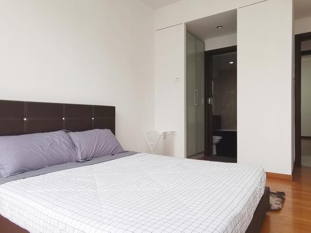Grandeur 8 Master Bedroom AMK MRT FULLY Furnished CONDO Co LIving Environ $1980