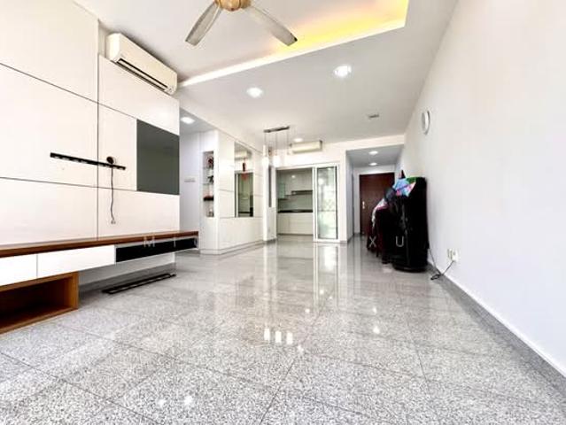 GRANDEUR 8