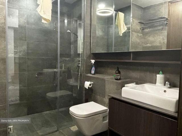 Grandeur Park Residences D16, Condominium