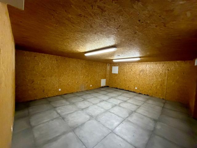 Grande cave/Local de stockage