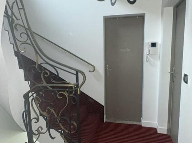 Grande chambre meublée + balcon privatif