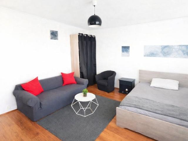Grande chambre meublée colocation