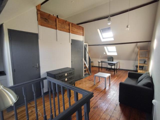 Grande chambre + sdb privative – dispo immédiate