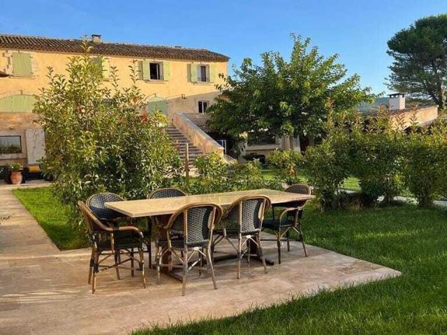 Grande demeure de charmes 850m² Lauris