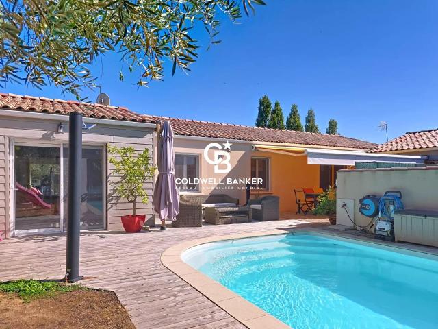 Grande et belle maison sans travaux avec piscine à Champagné. 187m² Champagné les Marais