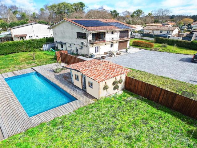 Grande et belle villa ! 189m² Salles